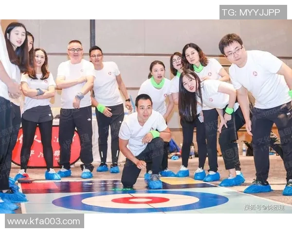 杭州排球队在钻石联赛中的团队协作展现出卓越实力与默契配合 杭州排球队在钻石联赛中的团队协作展现出卓越实力与默契配合